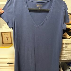 Lilly Pulitzer Navy Tee with Gold Logo